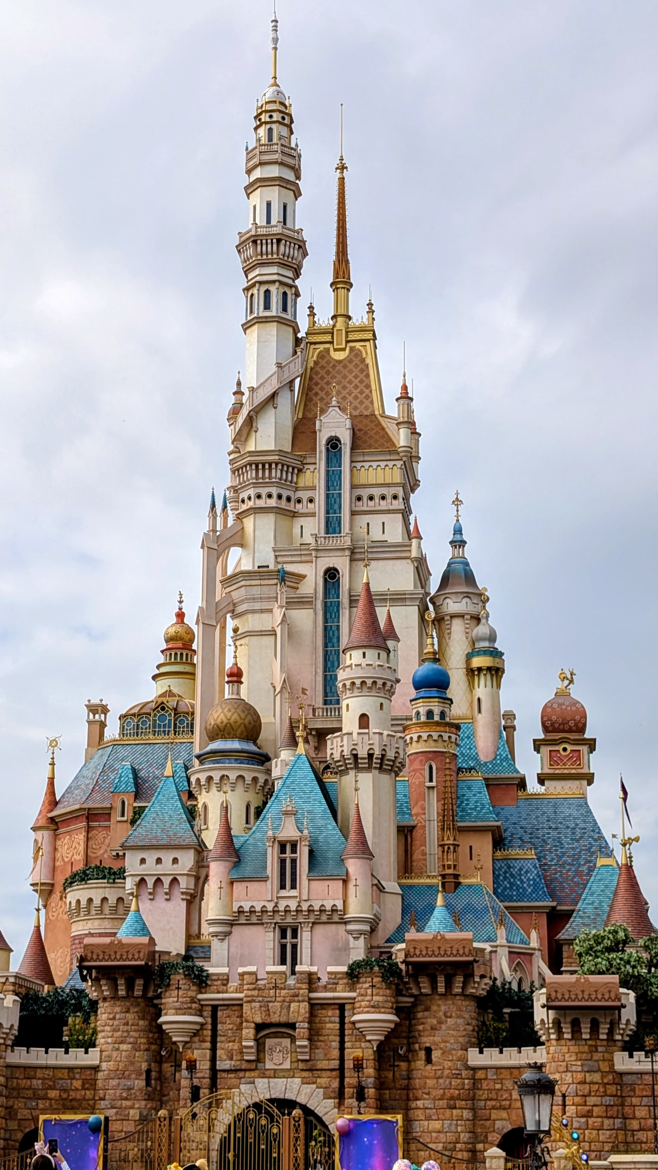 Hong Kong Disneyland castle at night