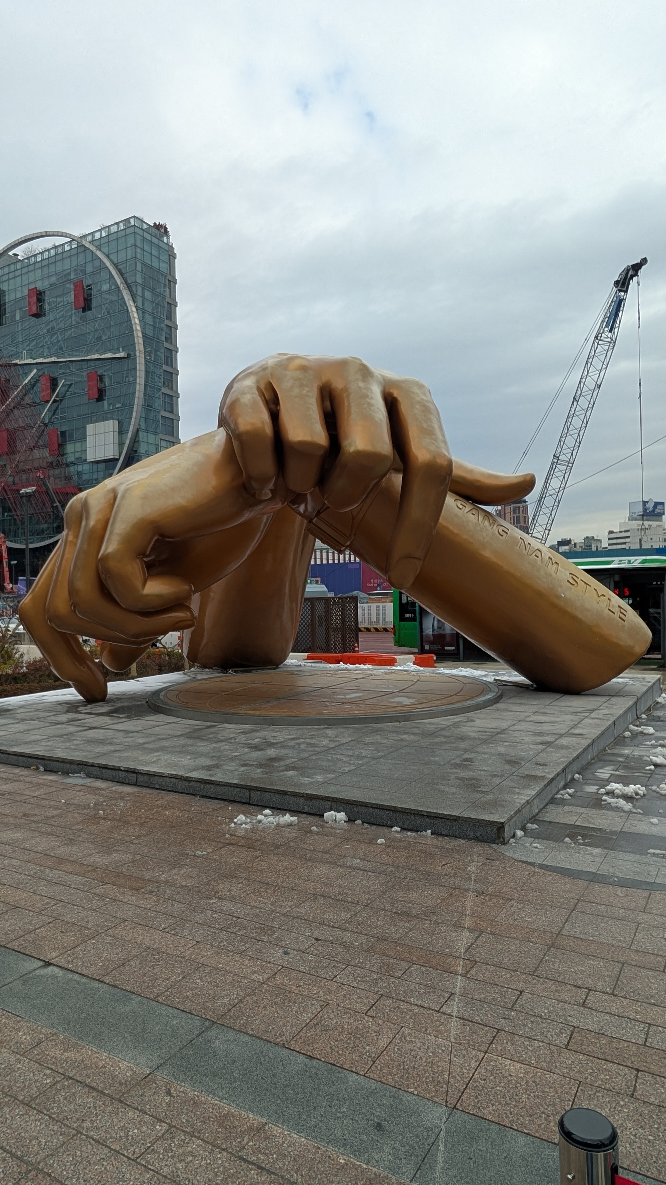 Large public hand sculpture in Seoul